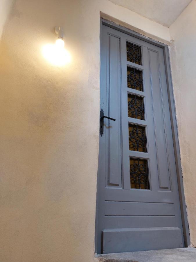 Maison Intra Muros, Terrasses Avec Vue Jaccuzzi Et Garage Avignon Exterior foto